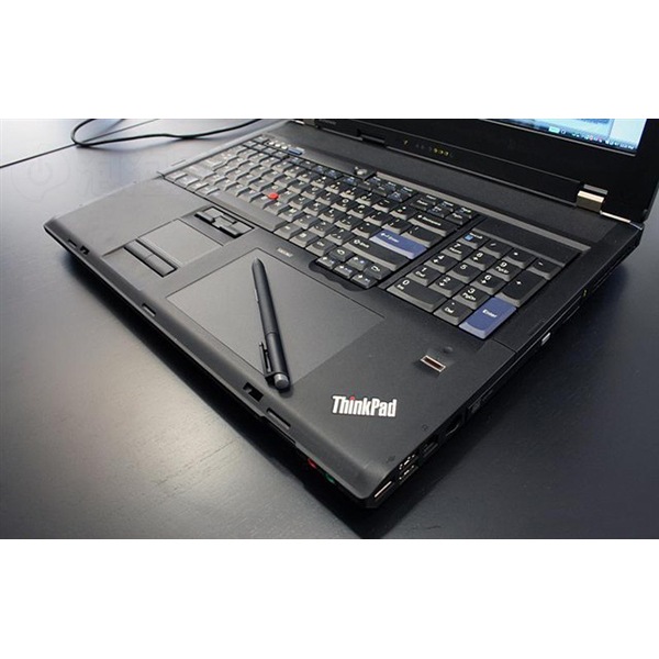 ThinkPad W700 筆記本電腦
