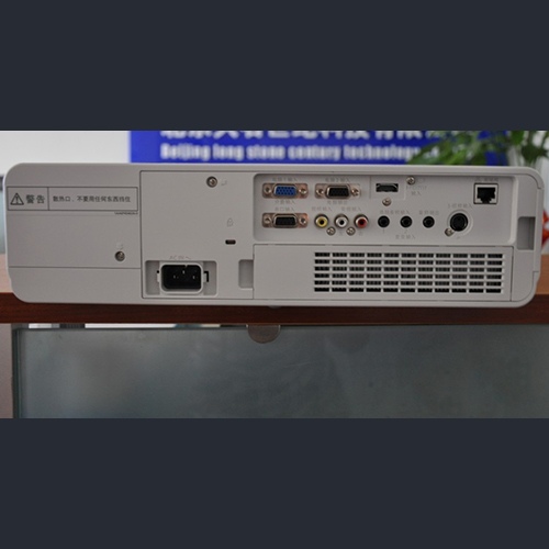 松下 PT-BX50C 投影儀